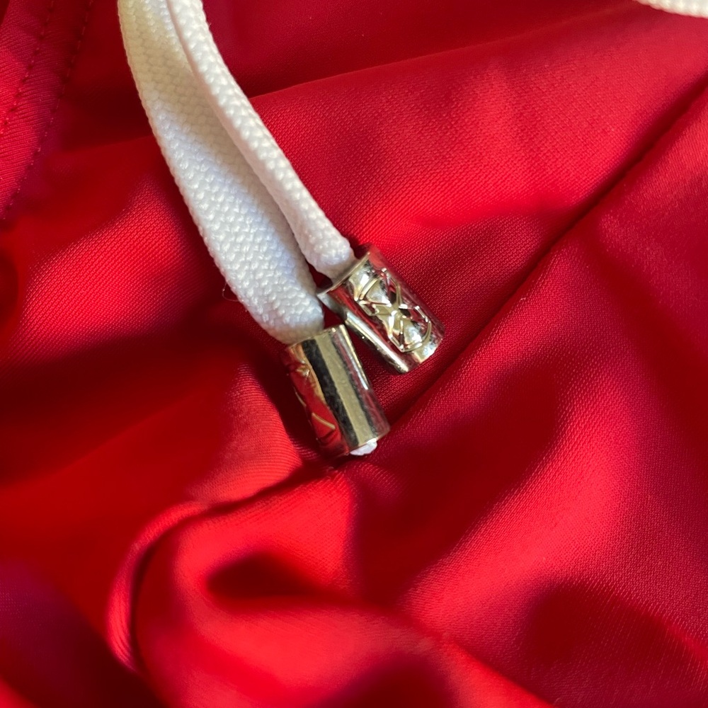 2xist Red Swim Trunks Sleek Design - Picture 4 of 10